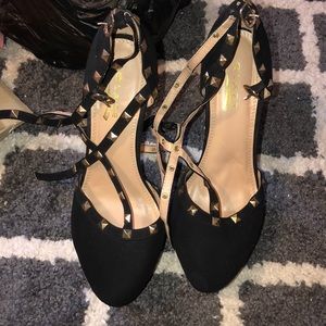 Black with gold squares heels
